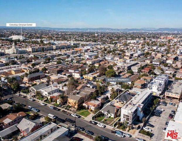 843 W 82nd Street, Los Angeles, CA 90044