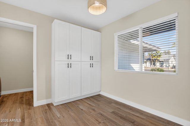 2355 W WALTANN Lane, Phoenix, AZ 85023