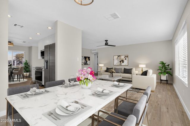 2355 W WALTANN Lane, Phoenix, AZ 85023