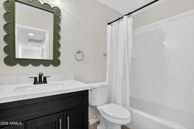 2355 W WALTANN Lane, Phoenix, AZ 85023