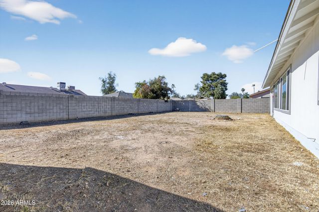 2355 W WALTANN Lane, Phoenix, AZ 85023