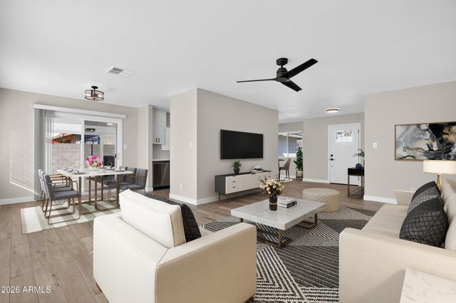 2355 W WALTANN Lane, Phoenix, AZ 85023