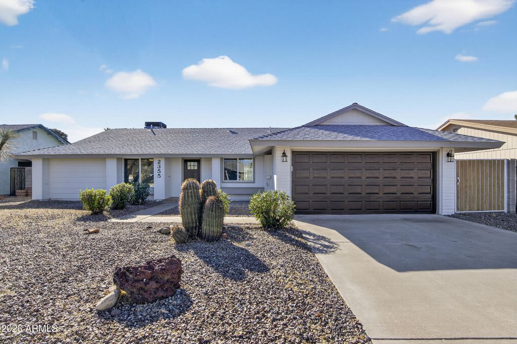 2355 W WALTANN Lane, Phoenix, AZ 85023