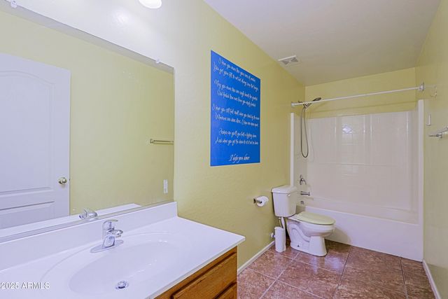 9541 W FRANK Avenue, Peoria, AZ 85382