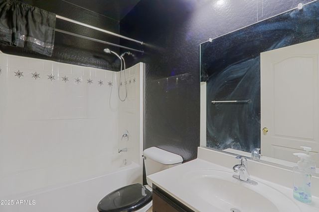 9541 W FRANK Avenue, Peoria, AZ 85382