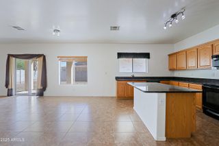 9541 W FRANK Avenue, Peoria, AZ 85382
