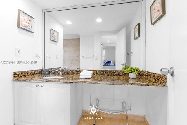 4001 S Ocean Drive 14N, Hollywood, FL 33019