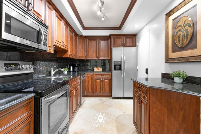 4001 S Ocean Drive 14N, Hollywood, FL 33019