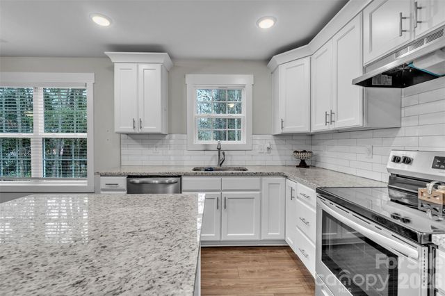 518 Lake Head Road, Norwood, NC 28128