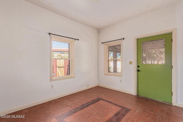 433 W Rosales Street, Tucson, AZ 85701