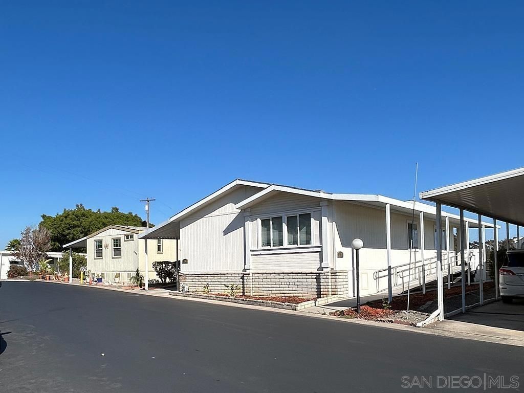 2003 Bayview Heights Dr 238, San Diego, CA 92105