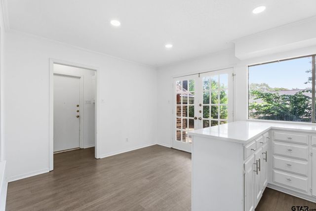 1206 Hampton Lane, Tyler, TX 75701