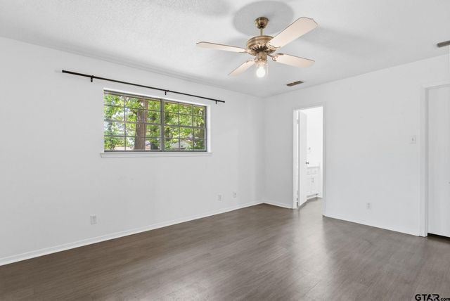 1206 Hampton Lane, Tyler, TX 75701