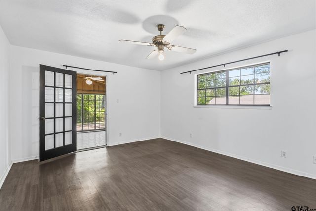 1206 Hampton Lane, Tyler, TX 75701
