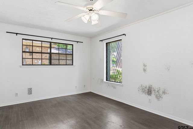1206 Hampton Lane, Tyler, TX 75701