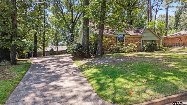 1206 Hampton Lane, Tyler, TX 75701