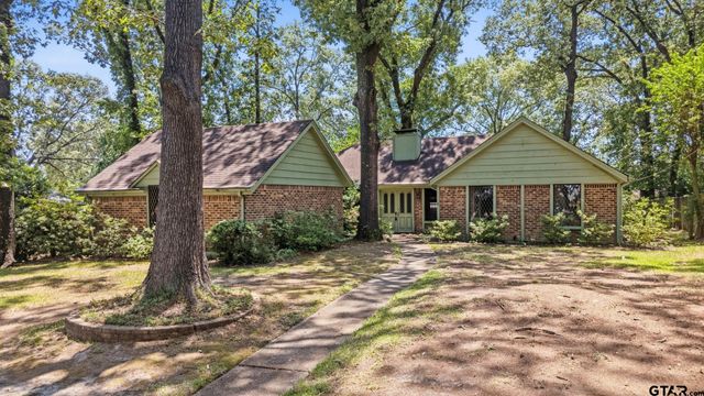 1206 Hampton Lane, Tyler, TX 75701
