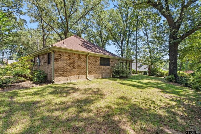 1206 Hampton Lane, Tyler, TX 75701