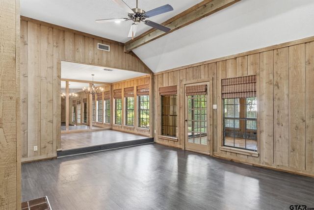 1206 Hampton Lane, Tyler, TX 75701
