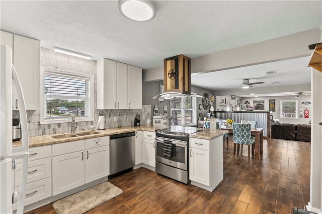 1105 San Jacinto Lane, Bryan, TX 77803