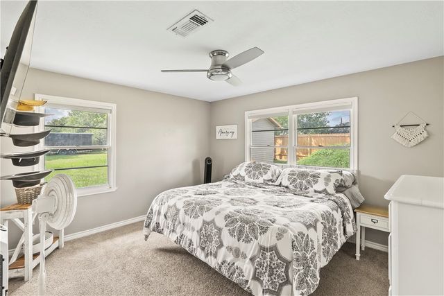 1105 San Jacinto Lane, Bryan, TX 77803