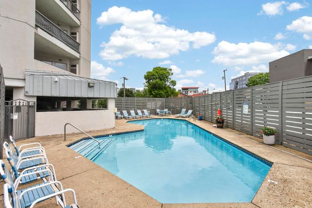900 19th Ave S Apt 610, Nashville, TN 37212