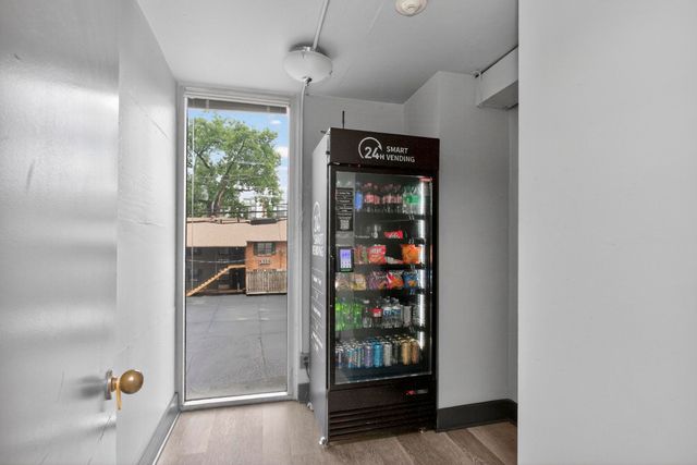 900 19th Ave S Apt 610, Nashville, TN 37212