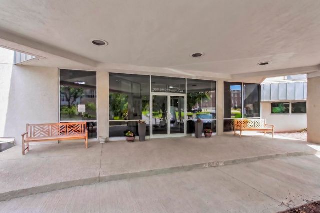 900 19th Ave S Apt 610, Nashville, TN 37212