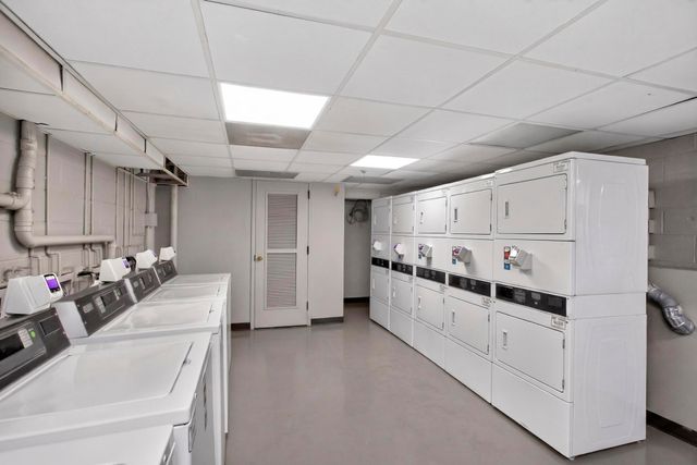 900 19th Ave S Apt 610, Nashville, TN 37212
