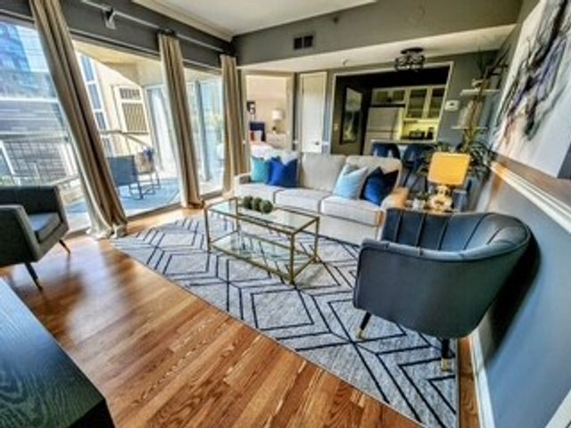 900 19th Ave S Apt 610, Nashville, TN 37212