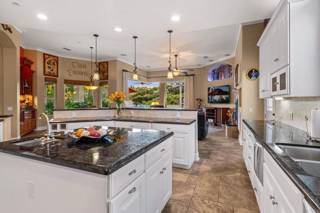 2772 Firebrand Drive, Alpine, CA 91901
