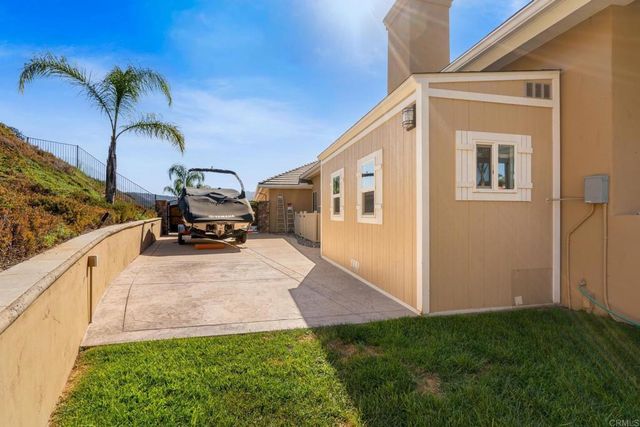 2772 Firebrand Drive, Alpine, CA 91901