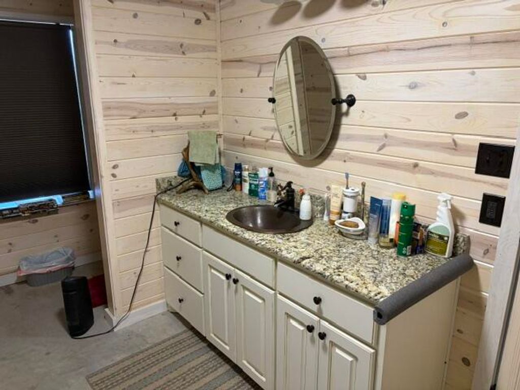 Image 18 of property listing at 2400 N Hwy 277, Blackwell, TX 79506