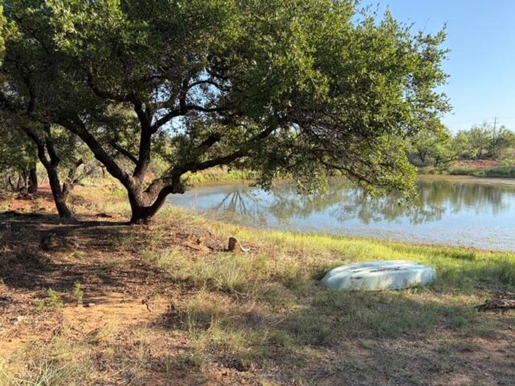 Image 4 of property listing at 2400 N Hwy 277, Blackwell, TX 79506