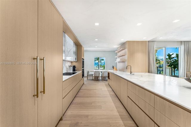 2521 Fisher Island Drive 6201, Miami Beach, FL 33109