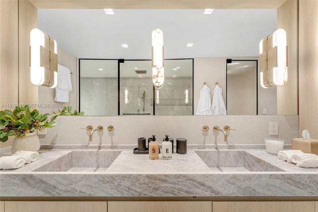 2521 Fisher Island Drive 6201, Miami Beach, FL 33109