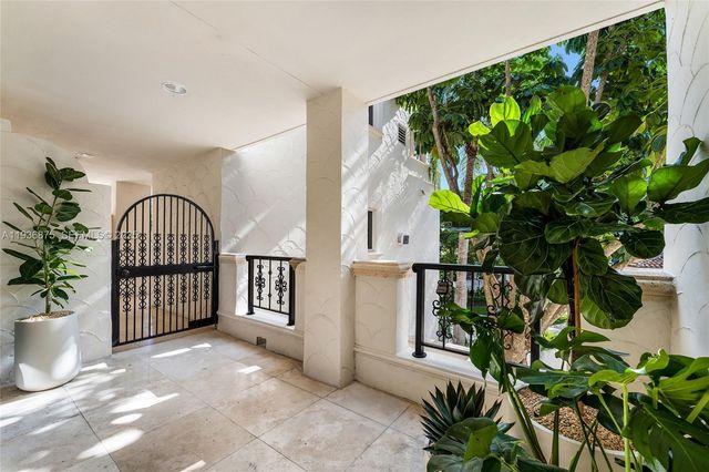 2521 Fisher Island Drive 6201, Miami Beach, FL 33109