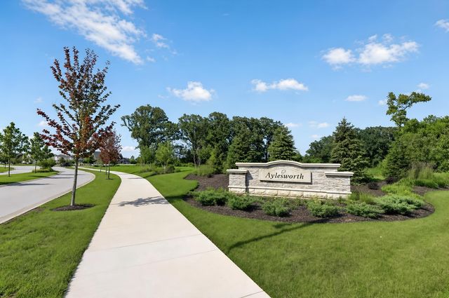 11009 Sadie Lane, Winfield, IN 46307
