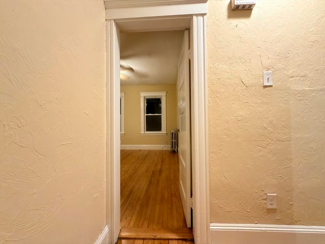 90 Vernon 2, Worcester, MA 01610