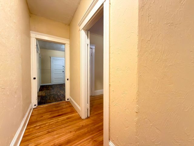 90 Vernon 2, Worcester, MA 01610