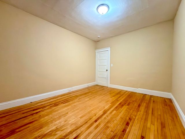 90 Vernon 2, Worcester, MA 01610