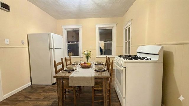 90 Vernon 2, Worcester, MA 01610