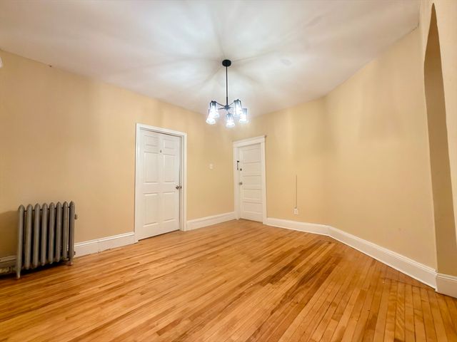 90 Vernon 2, Worcester, MA 01610