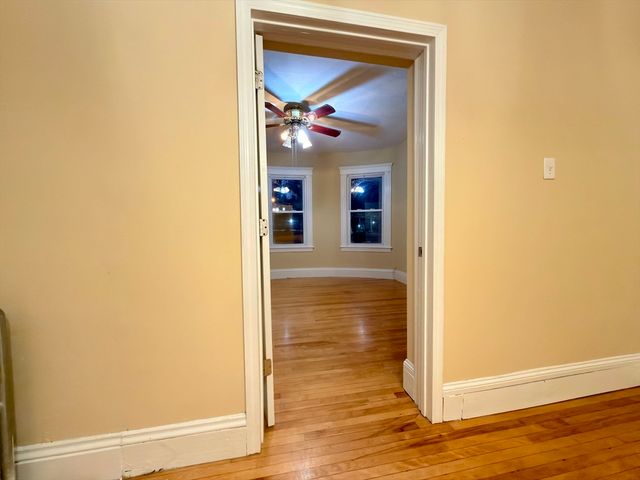 90 Vernon 2, Worcester, MA 01610