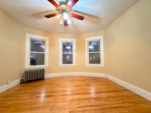 90 Vernon 2, Worcester, MA 01610