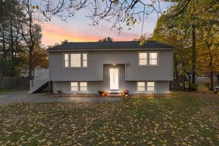 16 Cassandra Lane, Nashua, NH 03064