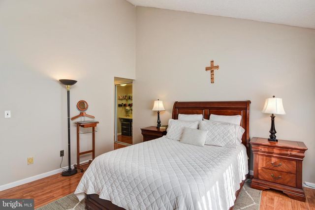 139 DAWN CT, Old Bridge, NJ 08857