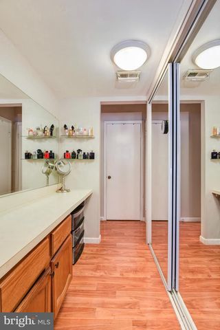 139 DAWN CT, Old Bridge, NJ 08857