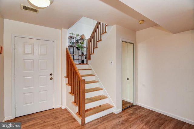 139 DAWN CT, Old Bridge, NJ 08857