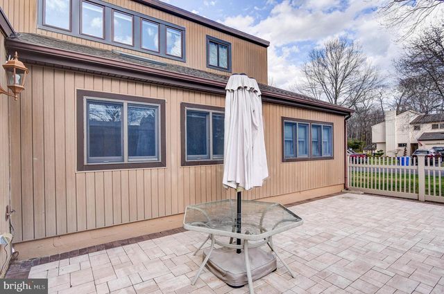 139 DAWN CT, Old Bridge, NJ 08857